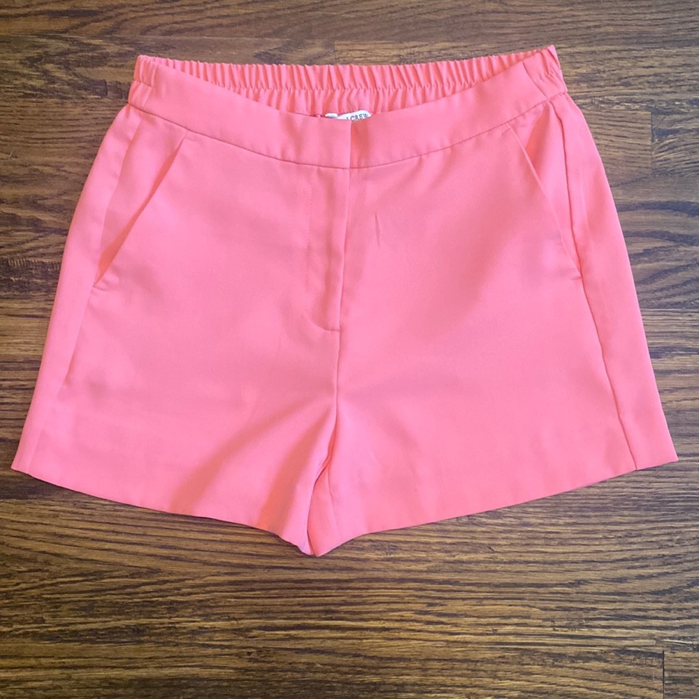J. By J. Crew Flat Front Dressy Shorts in size 6